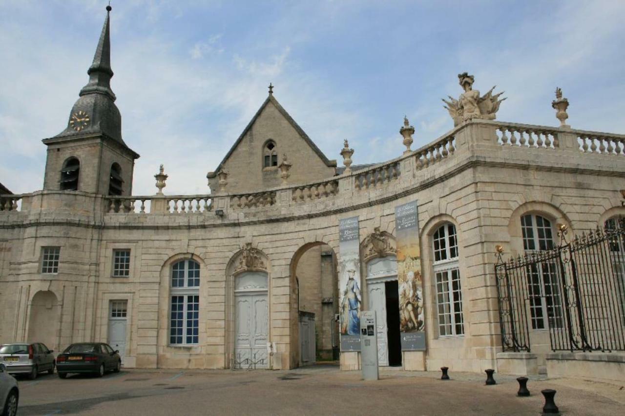 Studio De Charme Au Pays De La Madeleine Apartment Commercy Exterior photo
